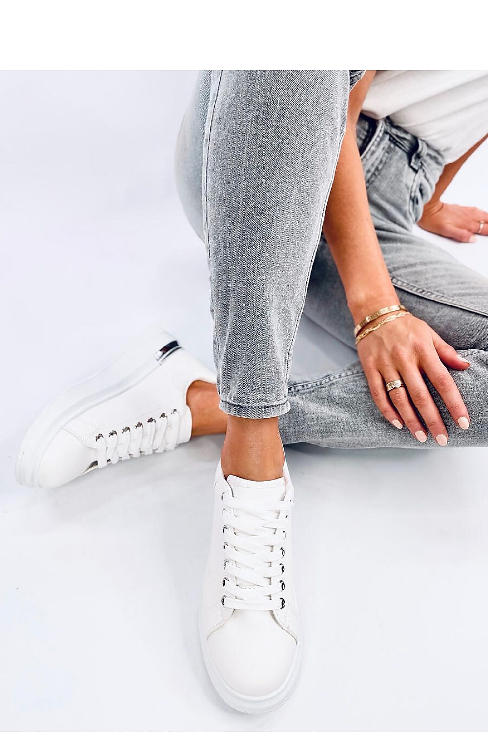 Sports shoes model 193459 Inello