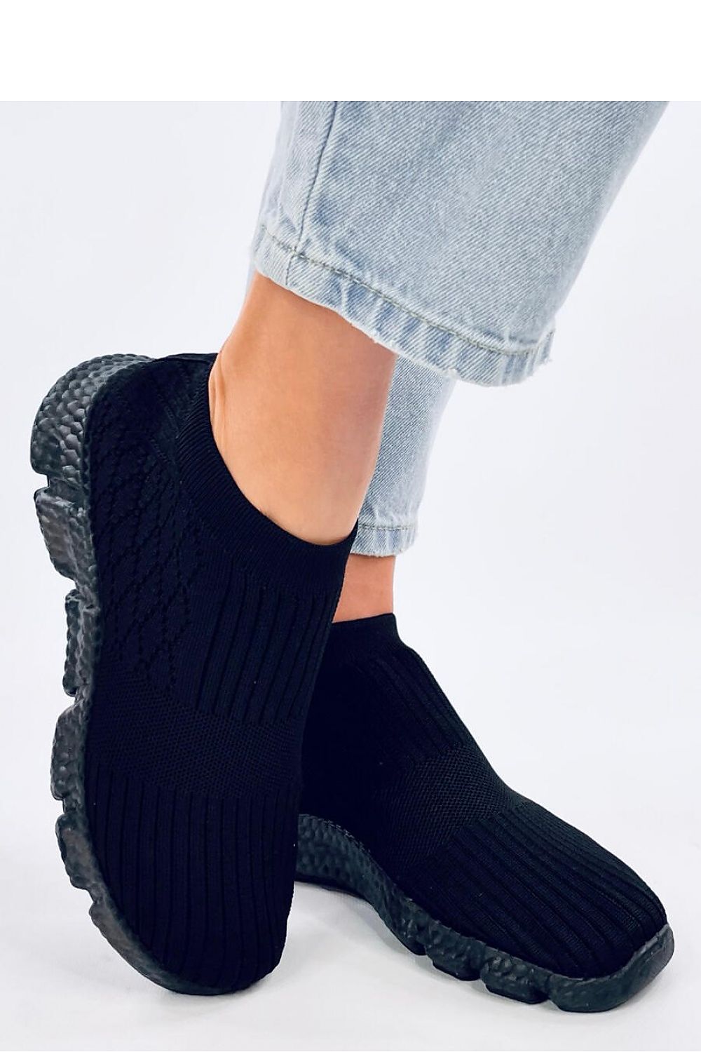 Sports shoes model 194041 Inello