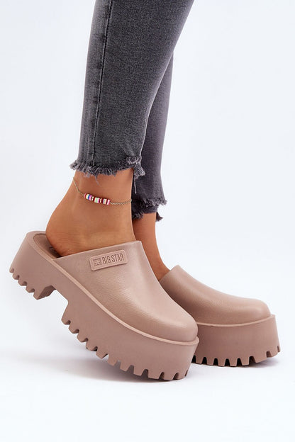 Slides model 194122 Step in style