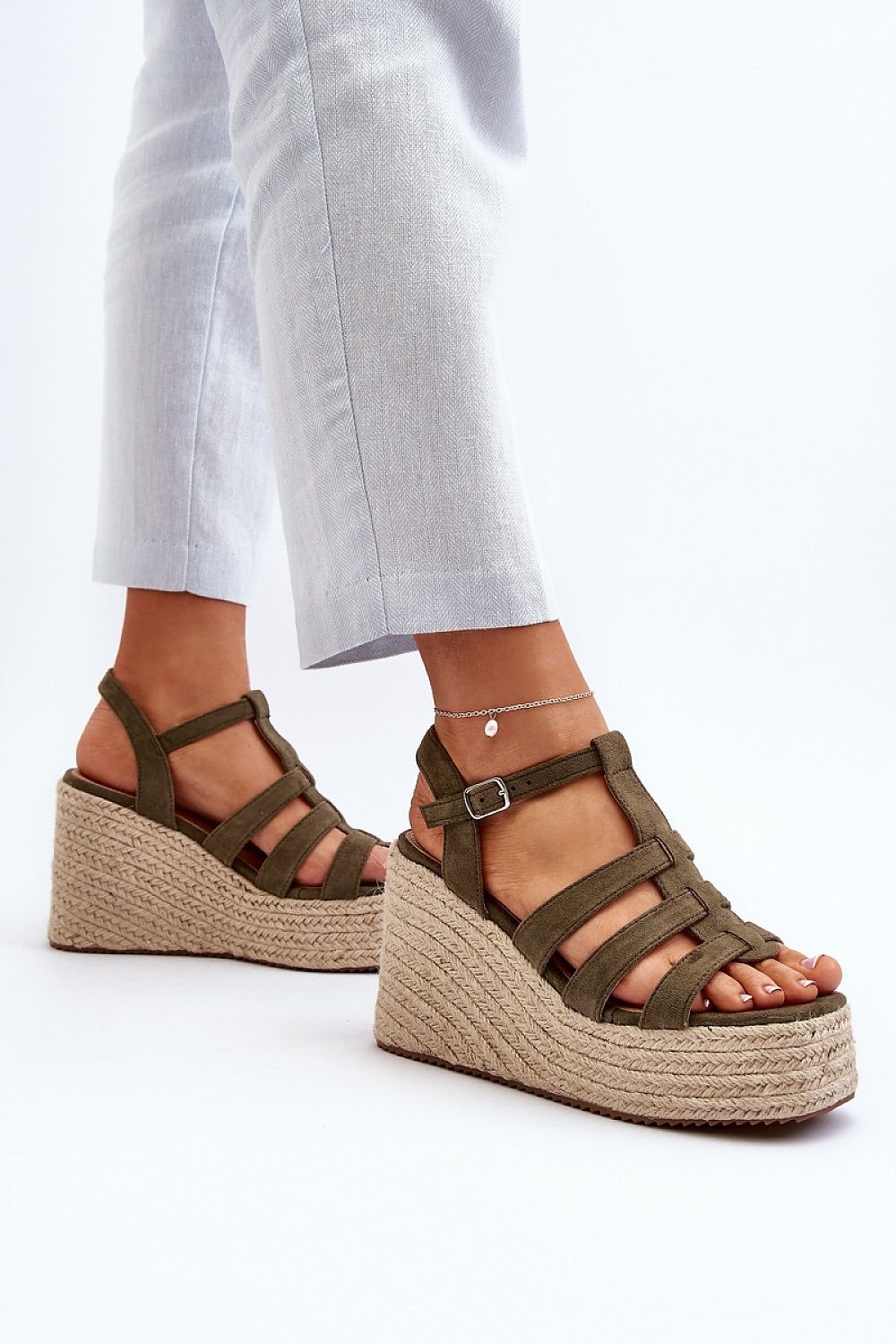 Buskins model 194680 Step in style