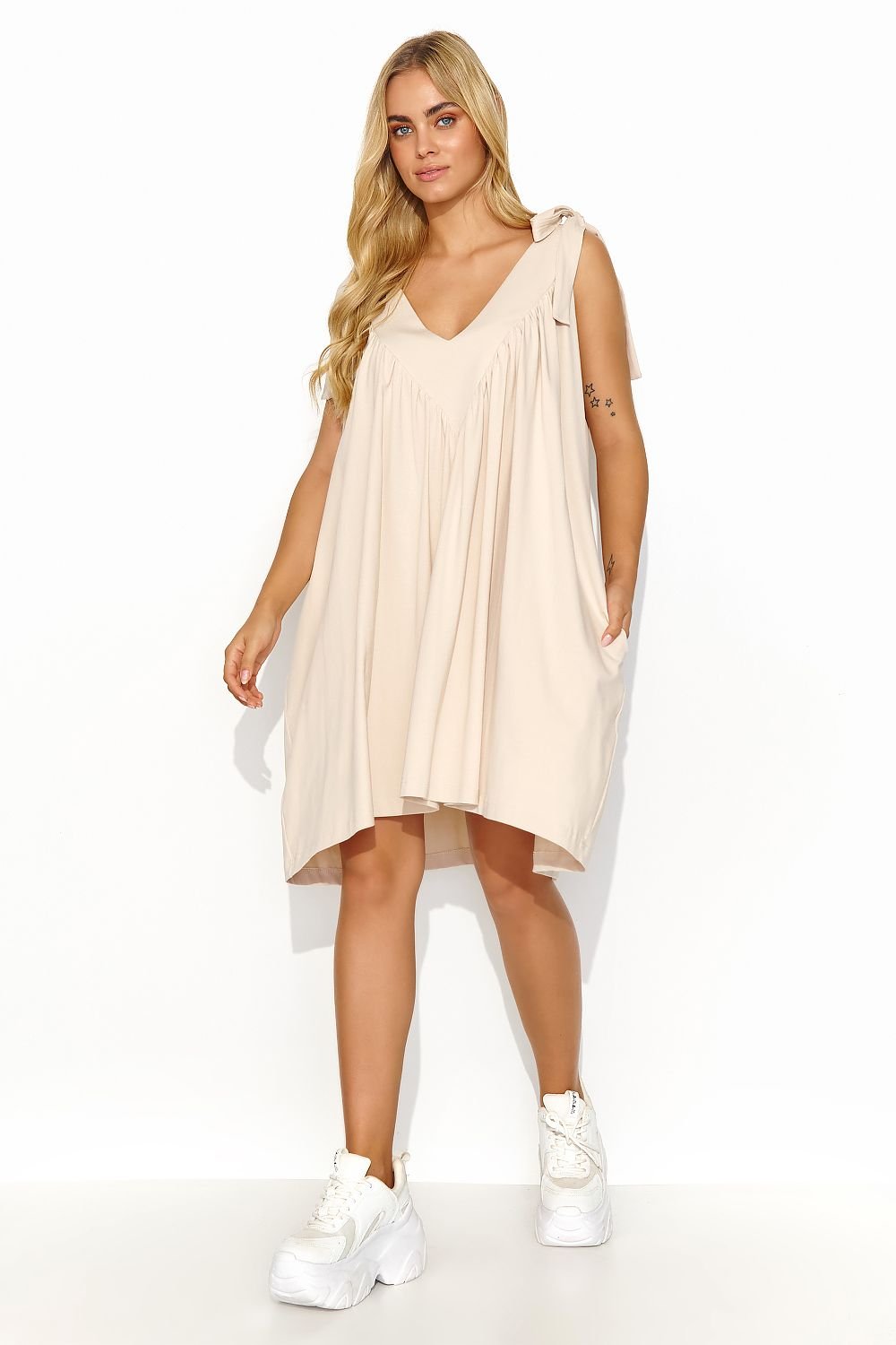 Day dress model 194350 Makadamia
