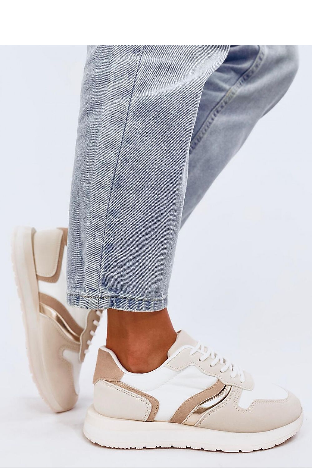 Sports shoes model 194599 Inello