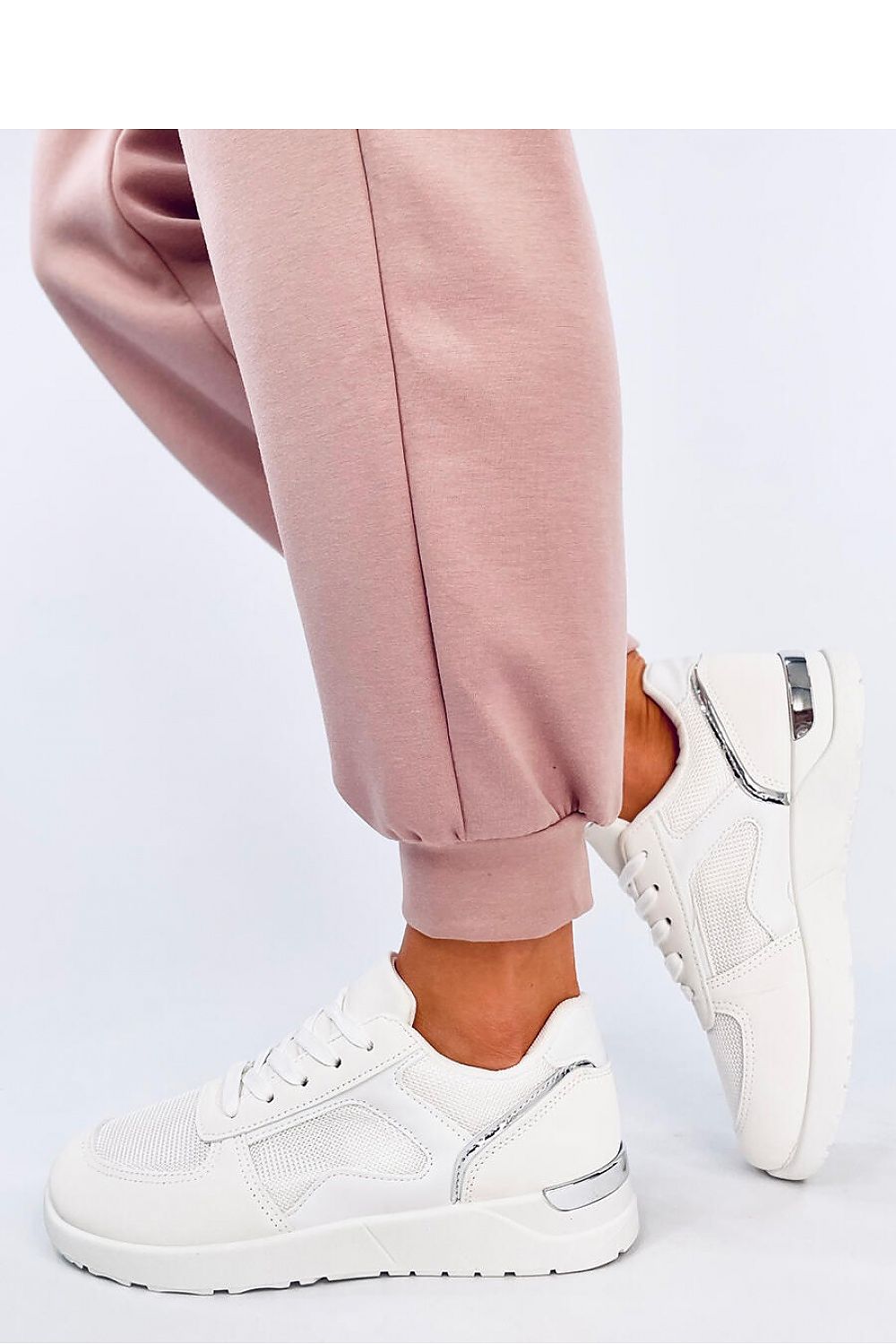 Sports shoes model 194628 Inello