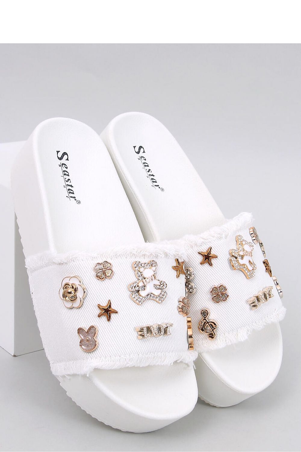 Slides model 194642 Inello