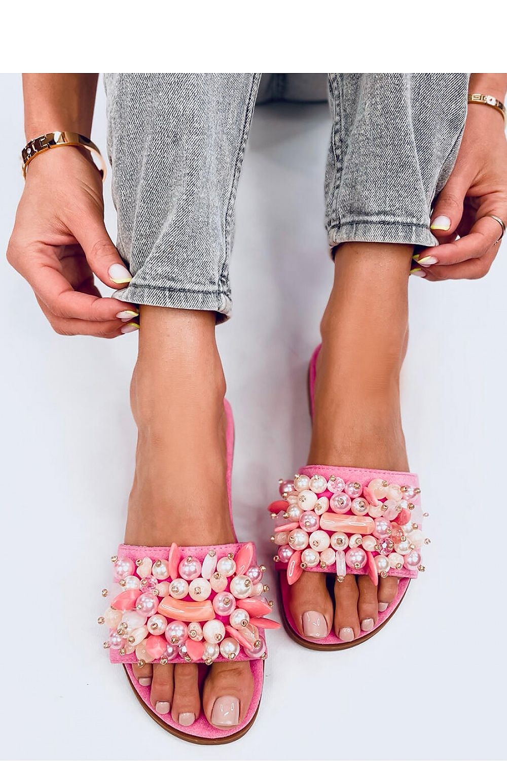 Slides model 194645 Inello