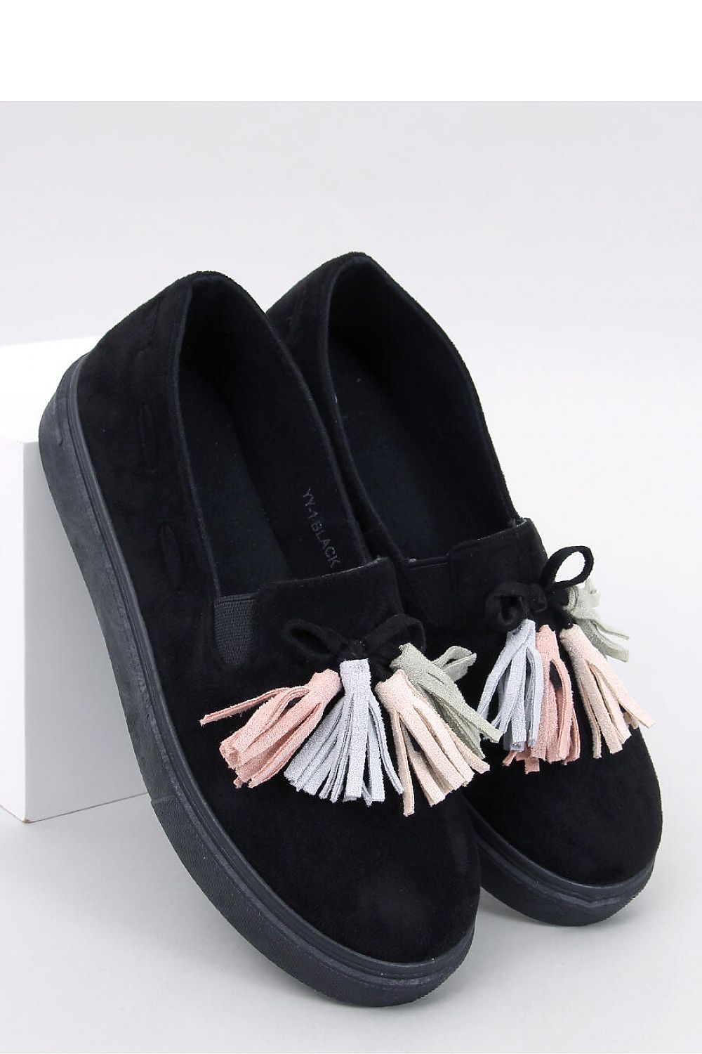 Slip-on model 194651 Inello