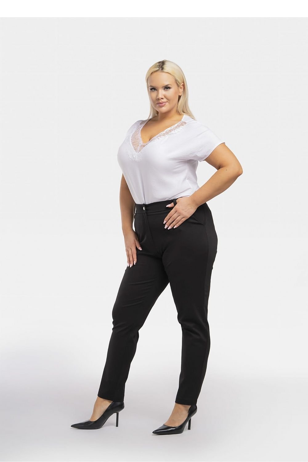 Plus size pants model 195038 Karko