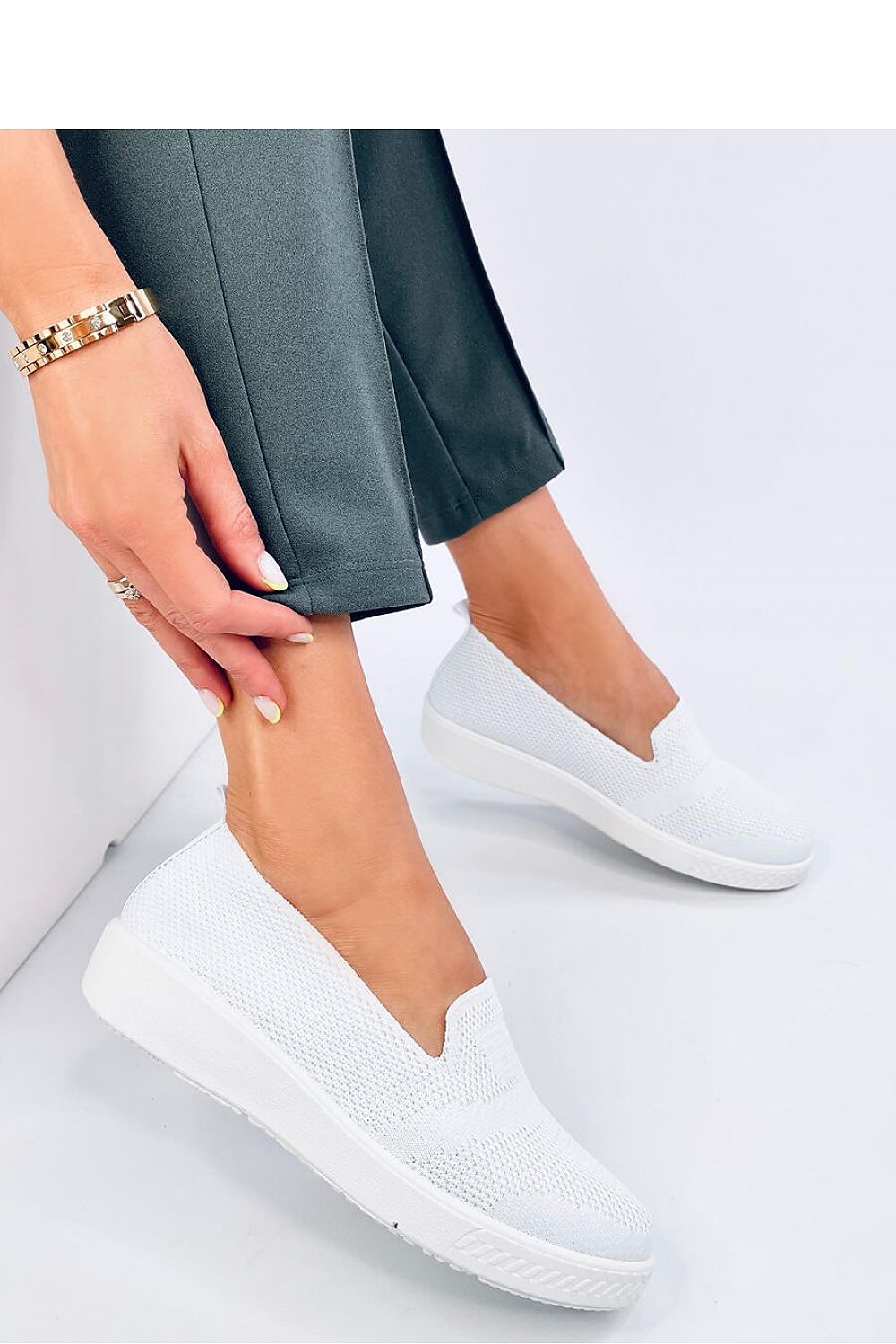 Slip-on model 195146 Inello