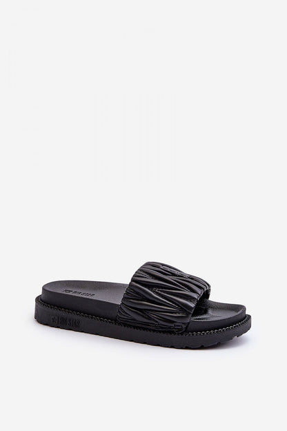 Slides model 195430 Step in style