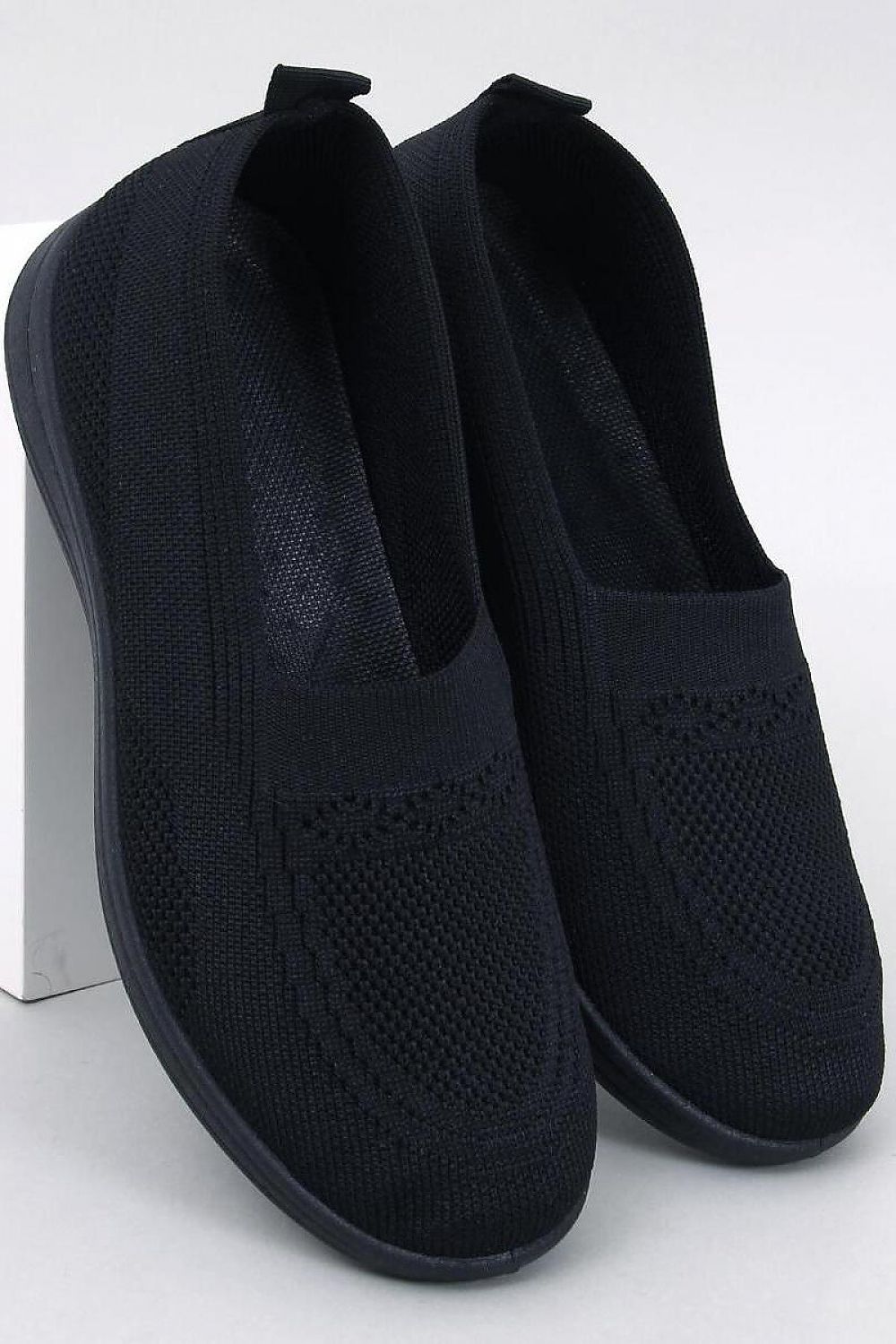 Slip-on model 195524 Inello