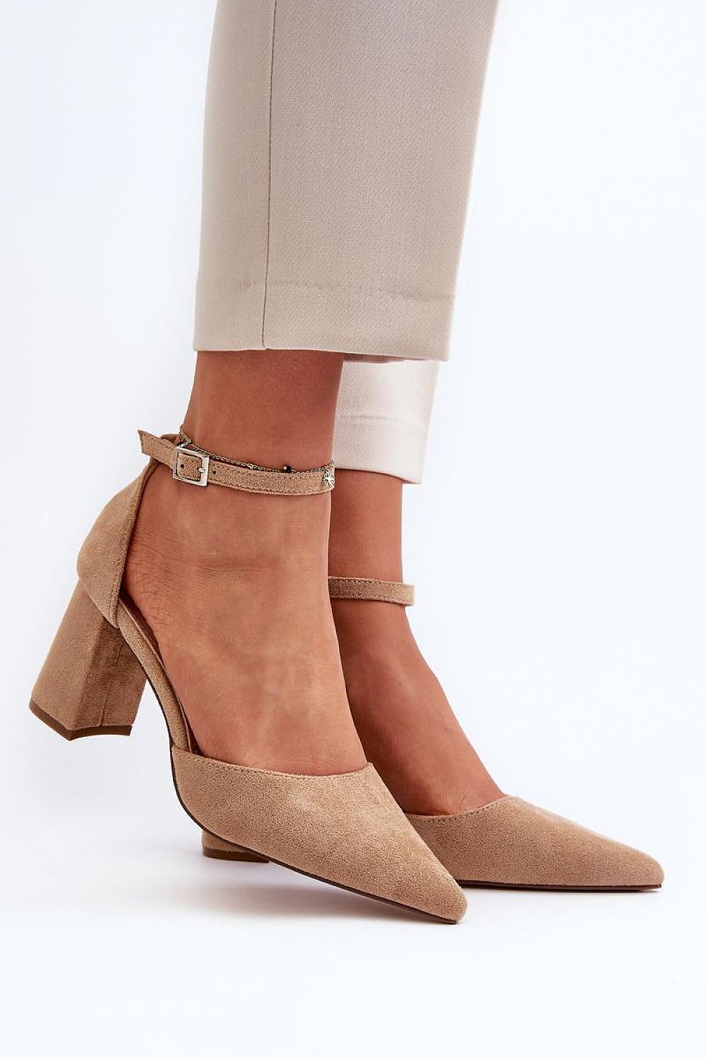 Wide heel pumps model 195734 Step in style