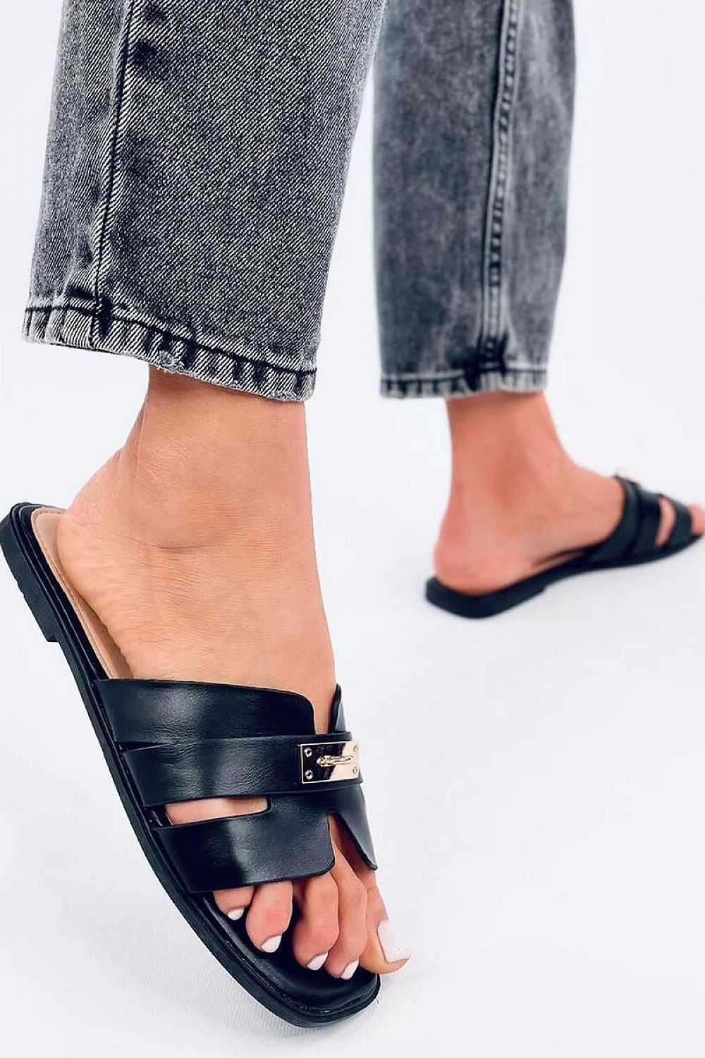 Slides model 195983 Inello