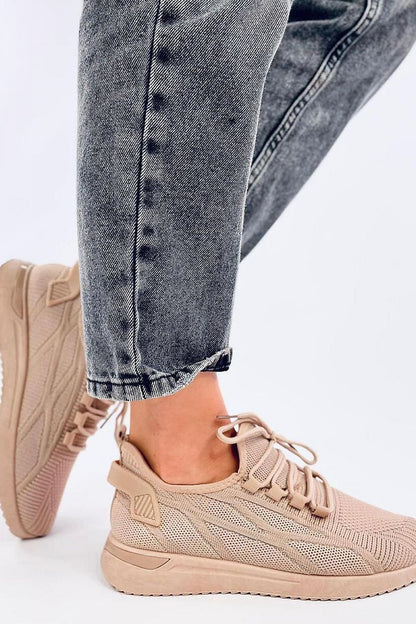 Sports shoes model 196002 Inello