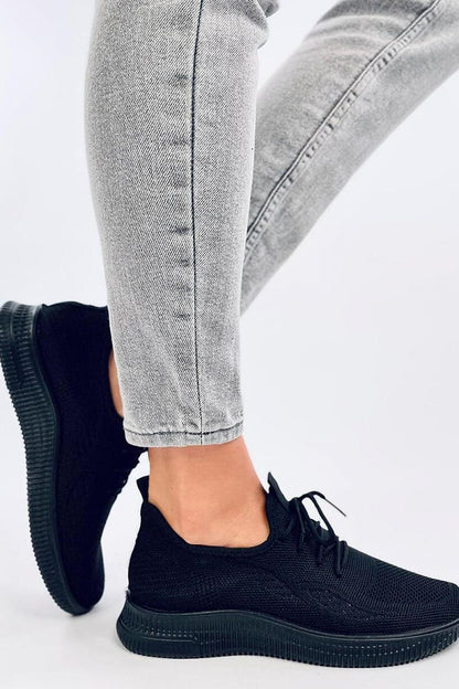 Sports shoes model 196005 Inello