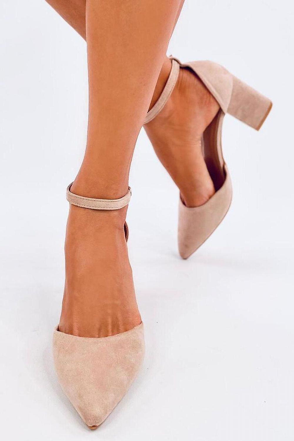 Wide heel pumps model 196012 Inello