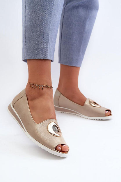 Step in style model 196304 heeled pumps