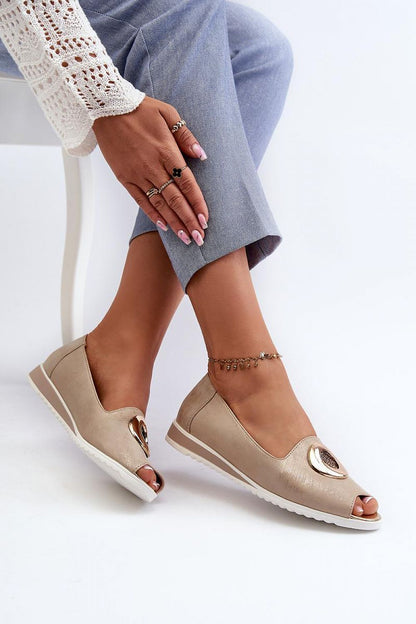 Step in style model 196304 heeled pumps