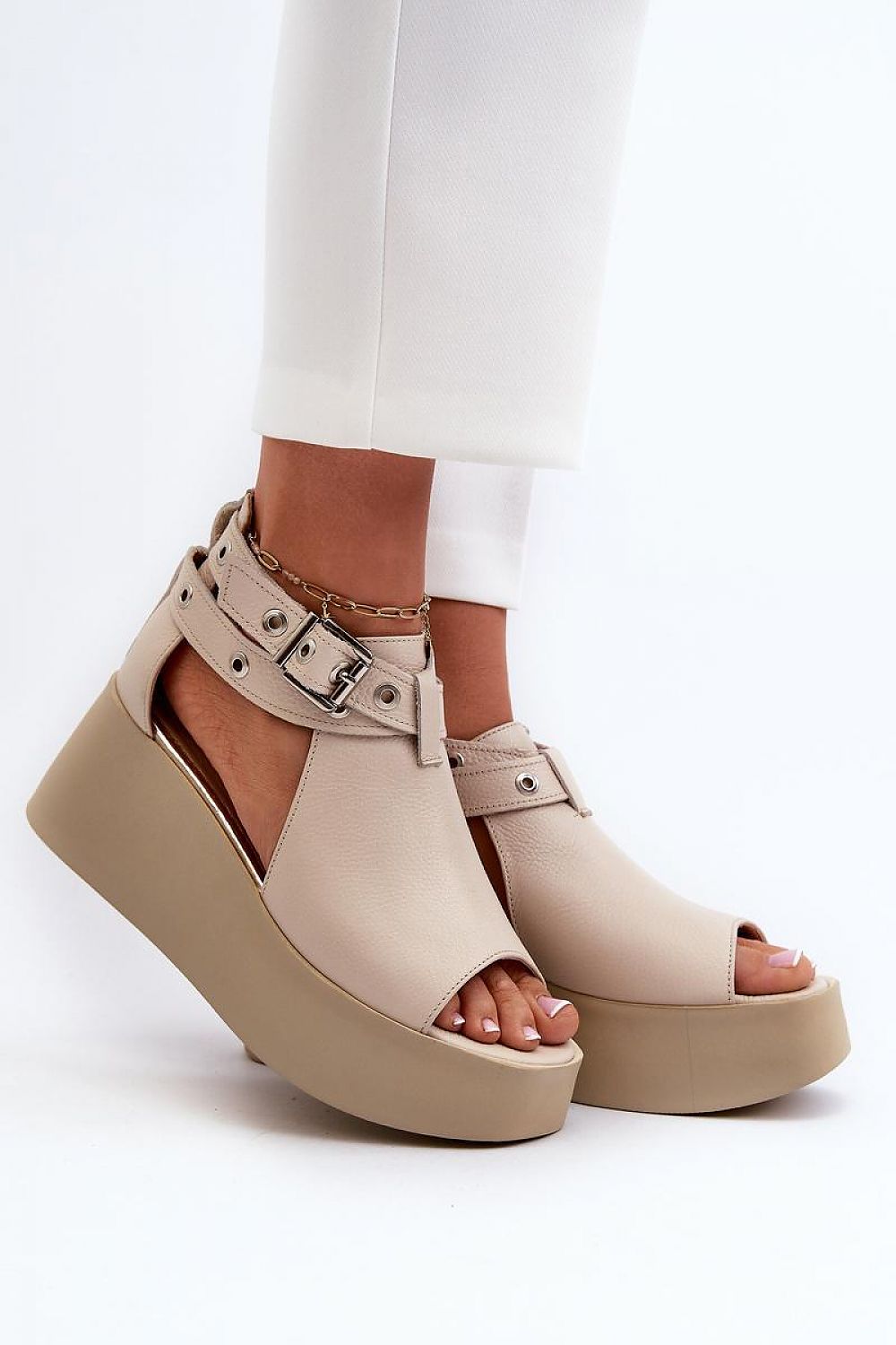  Cothurnes model 196627 Step in style 