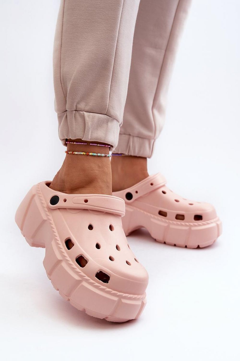 Clacquettes model 196684 Step in style