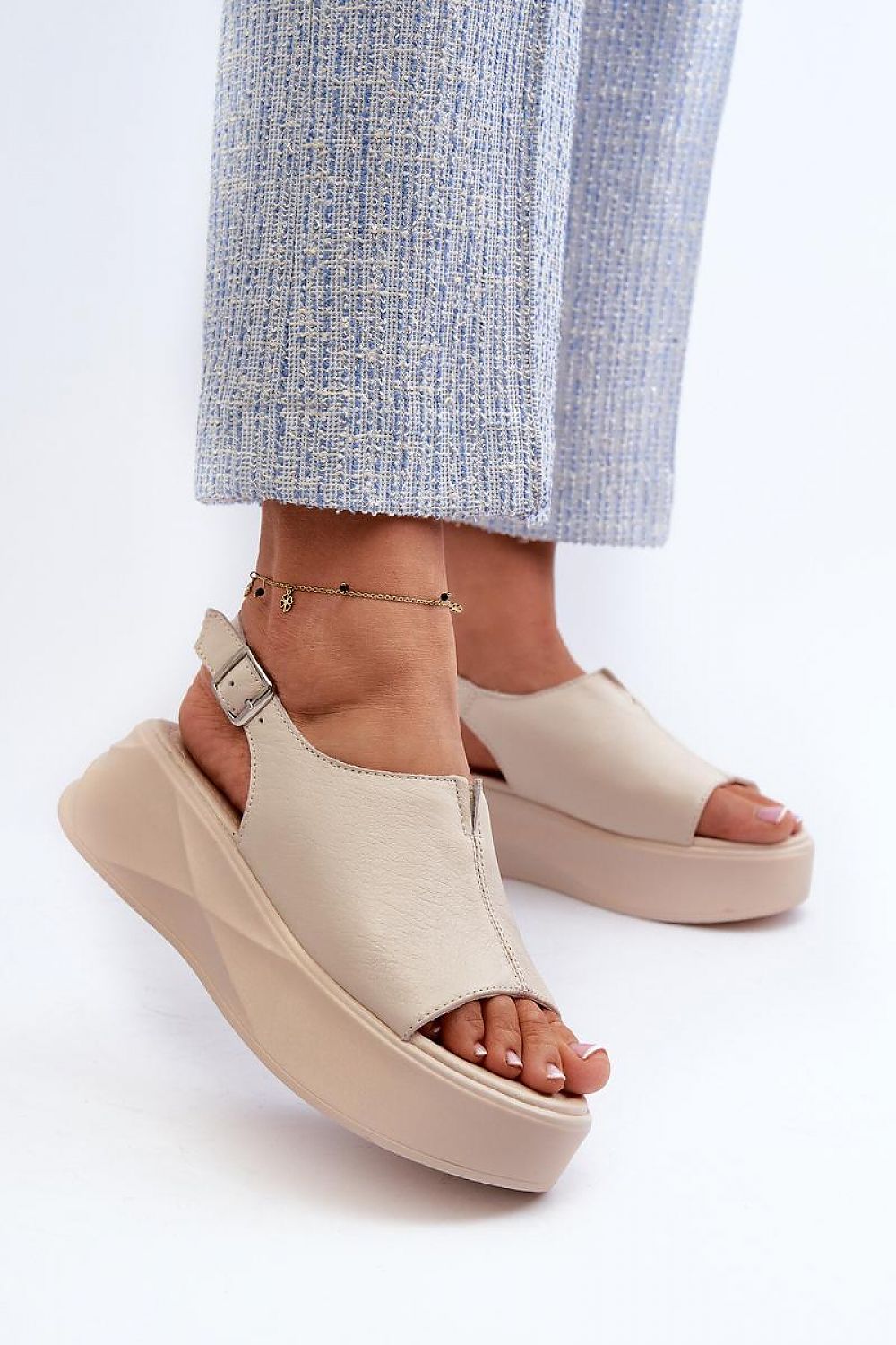  Cothurnes model 196964 Step in style 