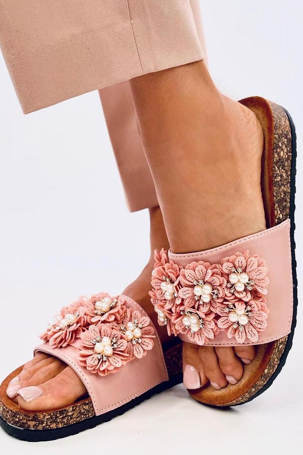  Clacquettes model 197257 Inello 