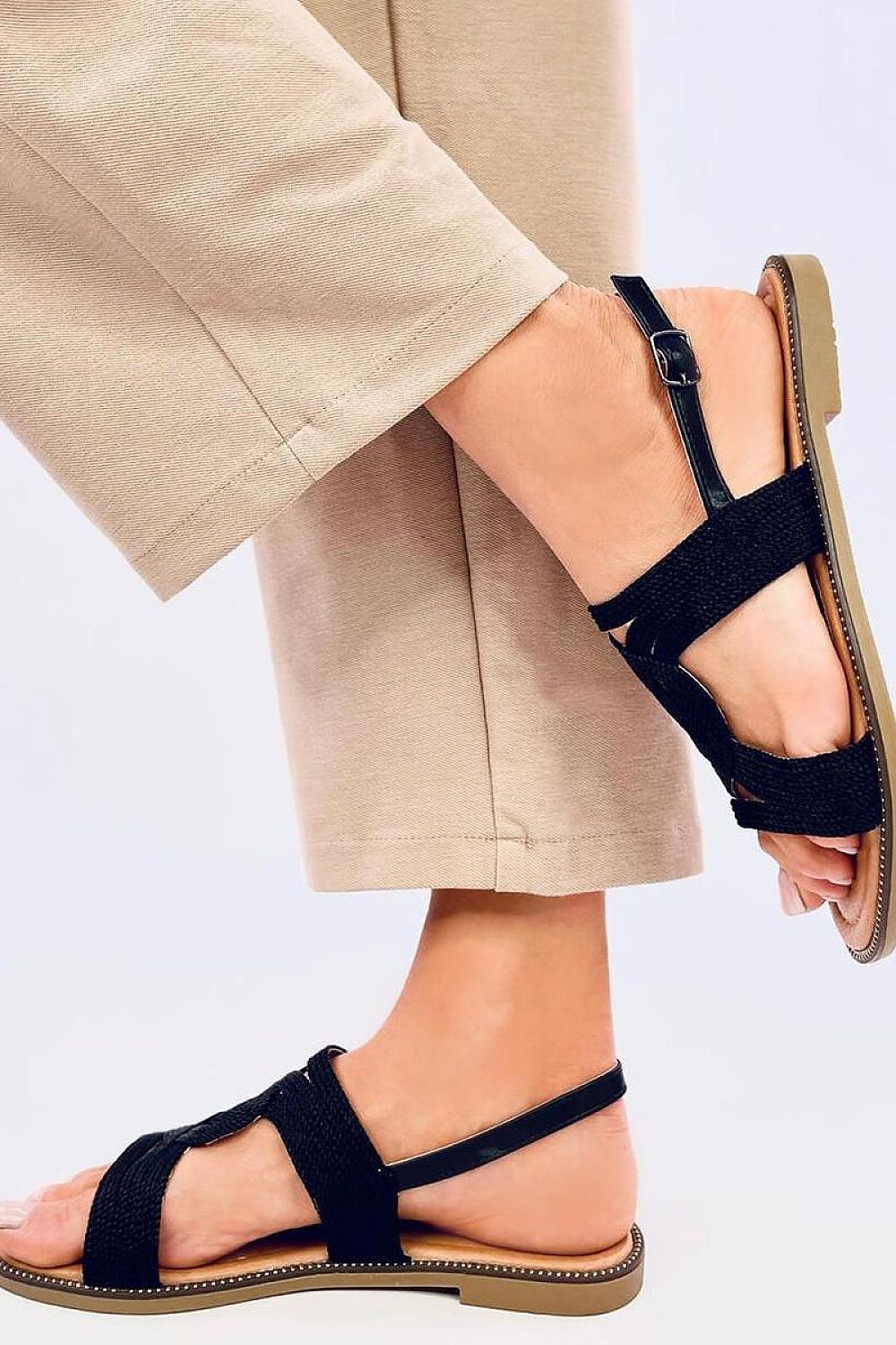  Sandales model 197360 Inello 