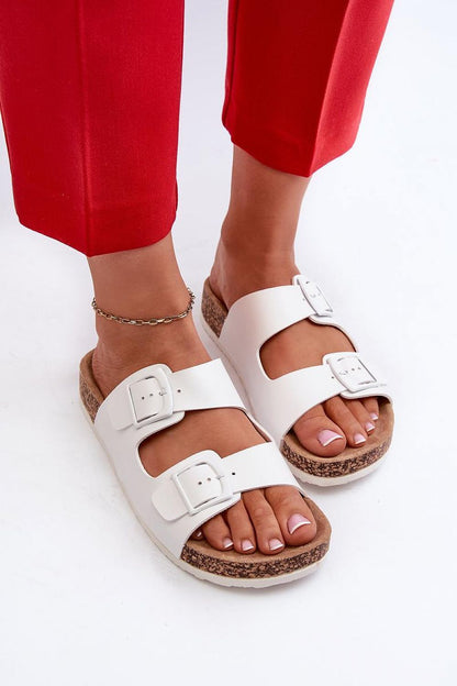  Clacquettes model 197413 Step in style 