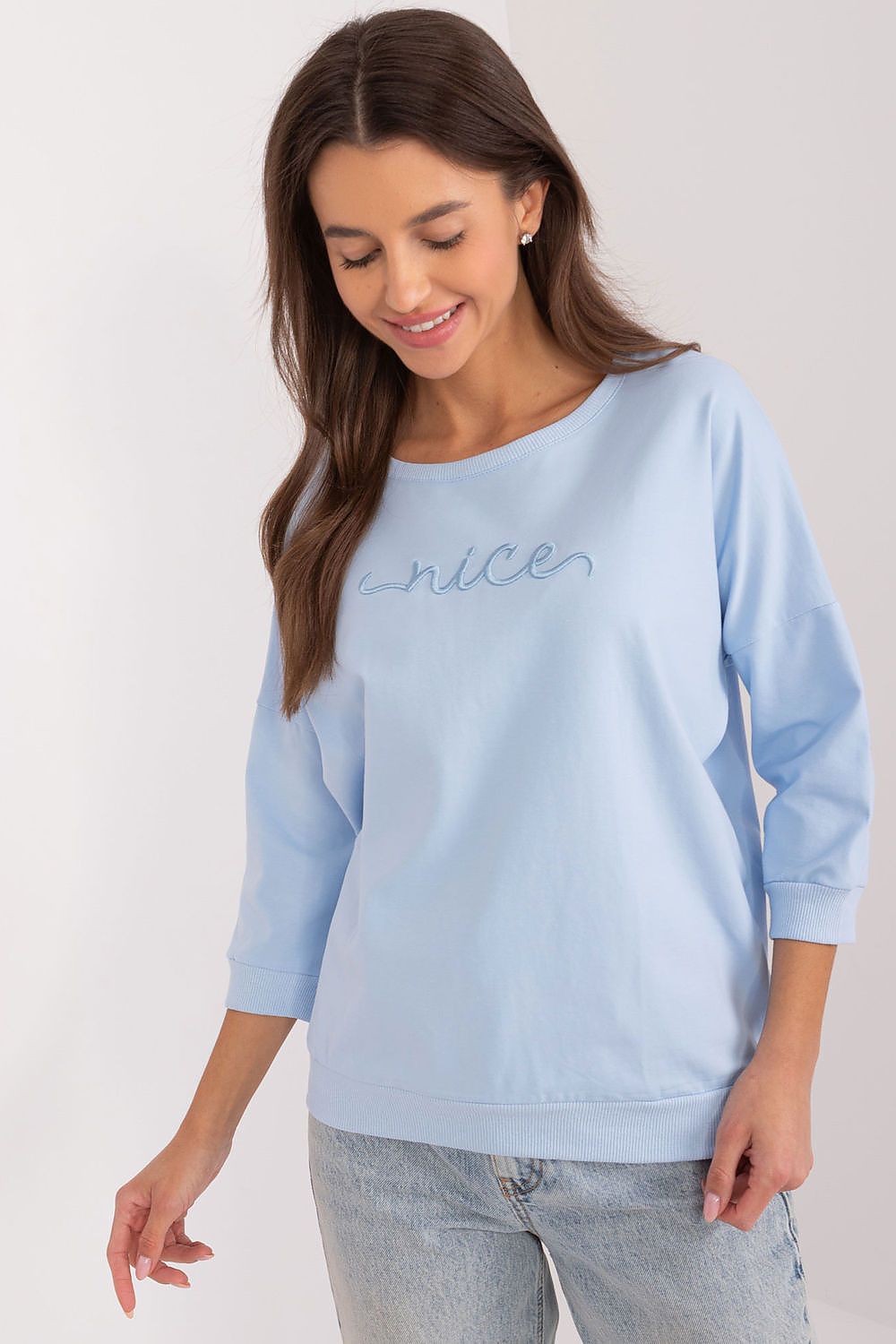  Sweatshirt model 197449 Relevance 