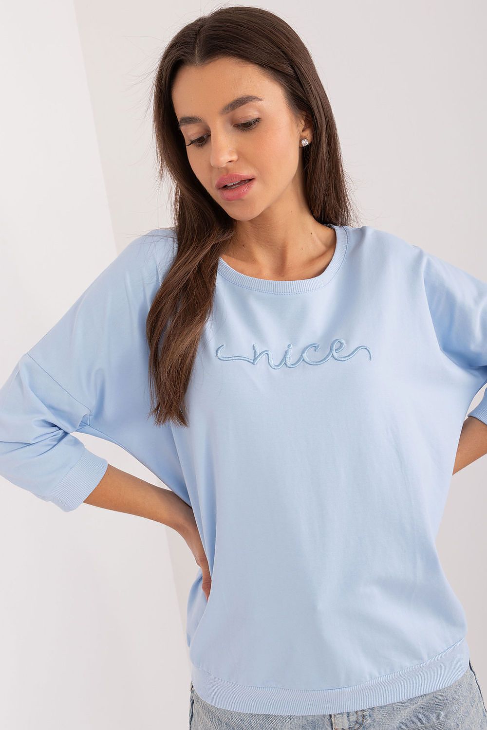  Sweatshirt model 197449 Relevance 