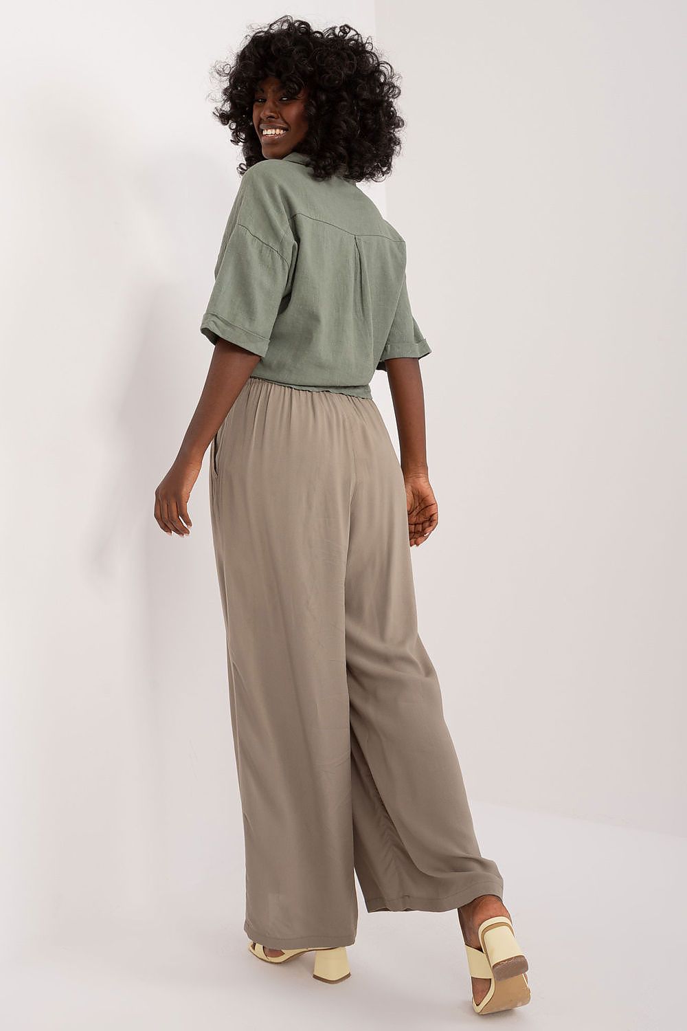  Pantalon femme model 197537 Sublevel 