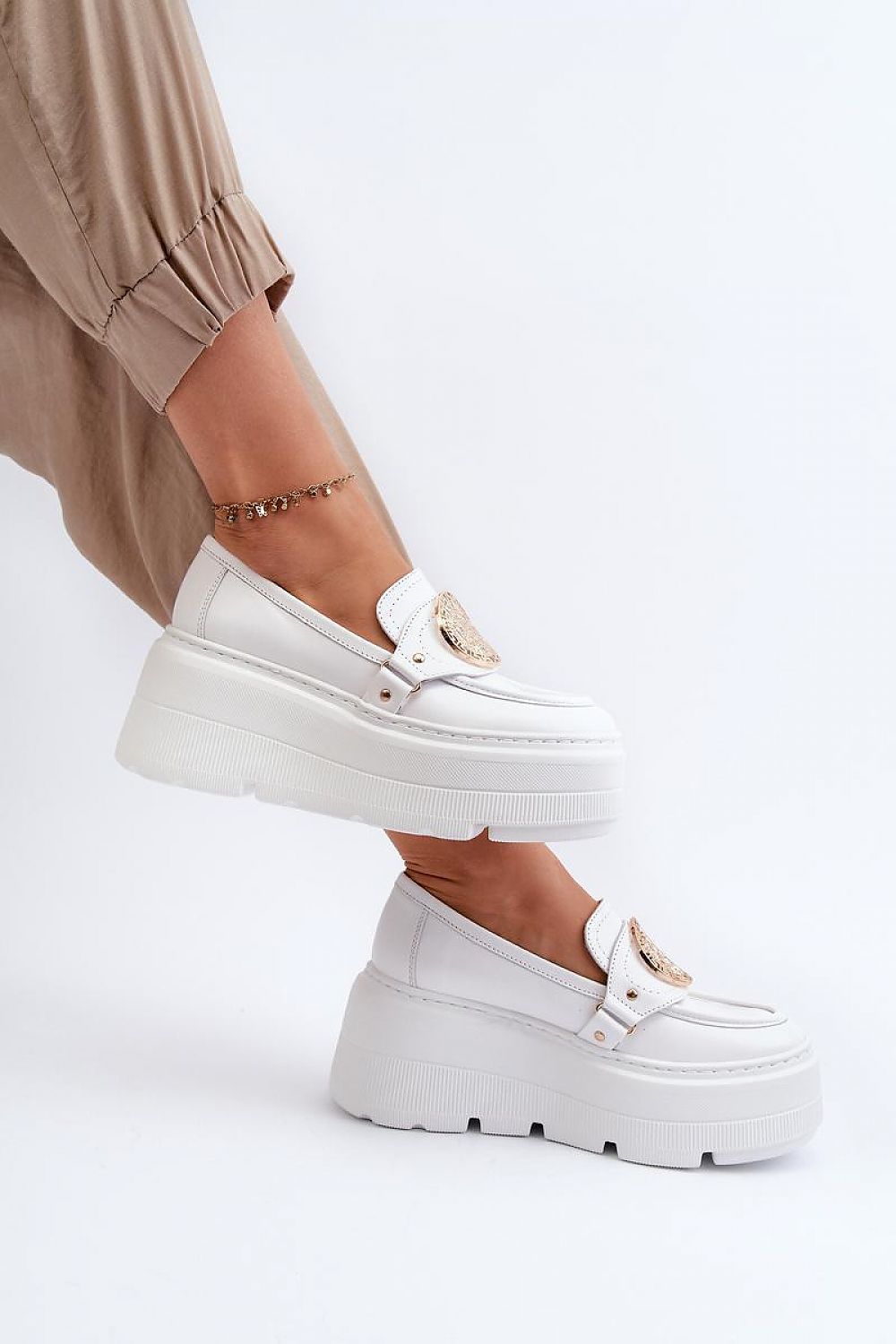  Moccasins model 197601 Step in style 