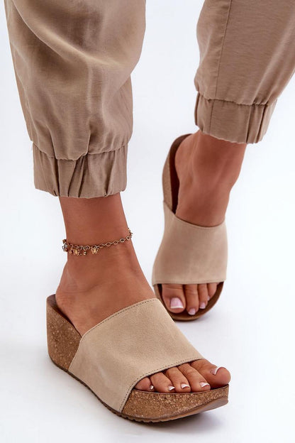 Clacquettes model 197645 Step in style 