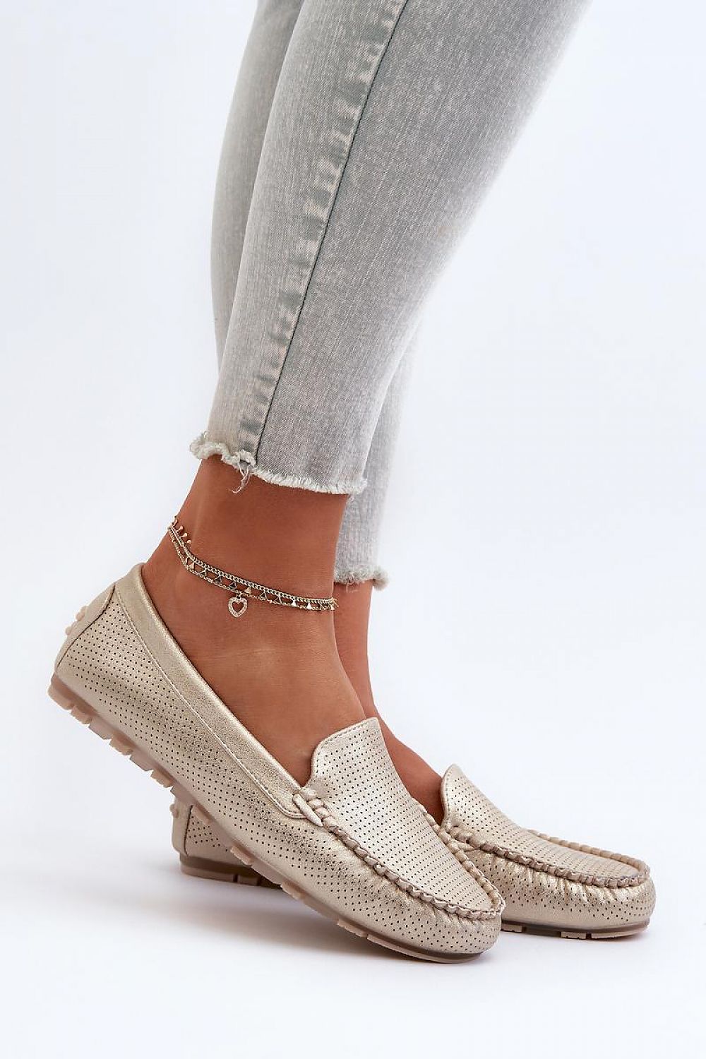 Moccasins model 197835 Step in style 