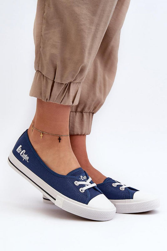  Baskets model 197886 Step in style 