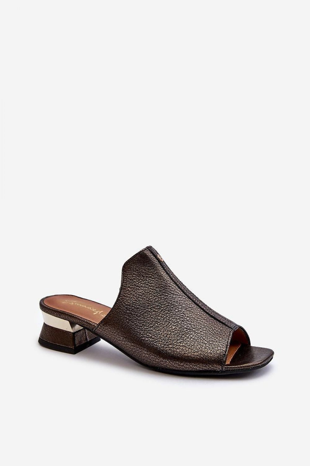  Clacquettes model 198143 Step in style 