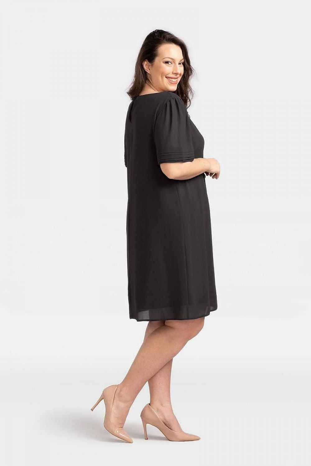  Plus size Robe model 198152 Karko 