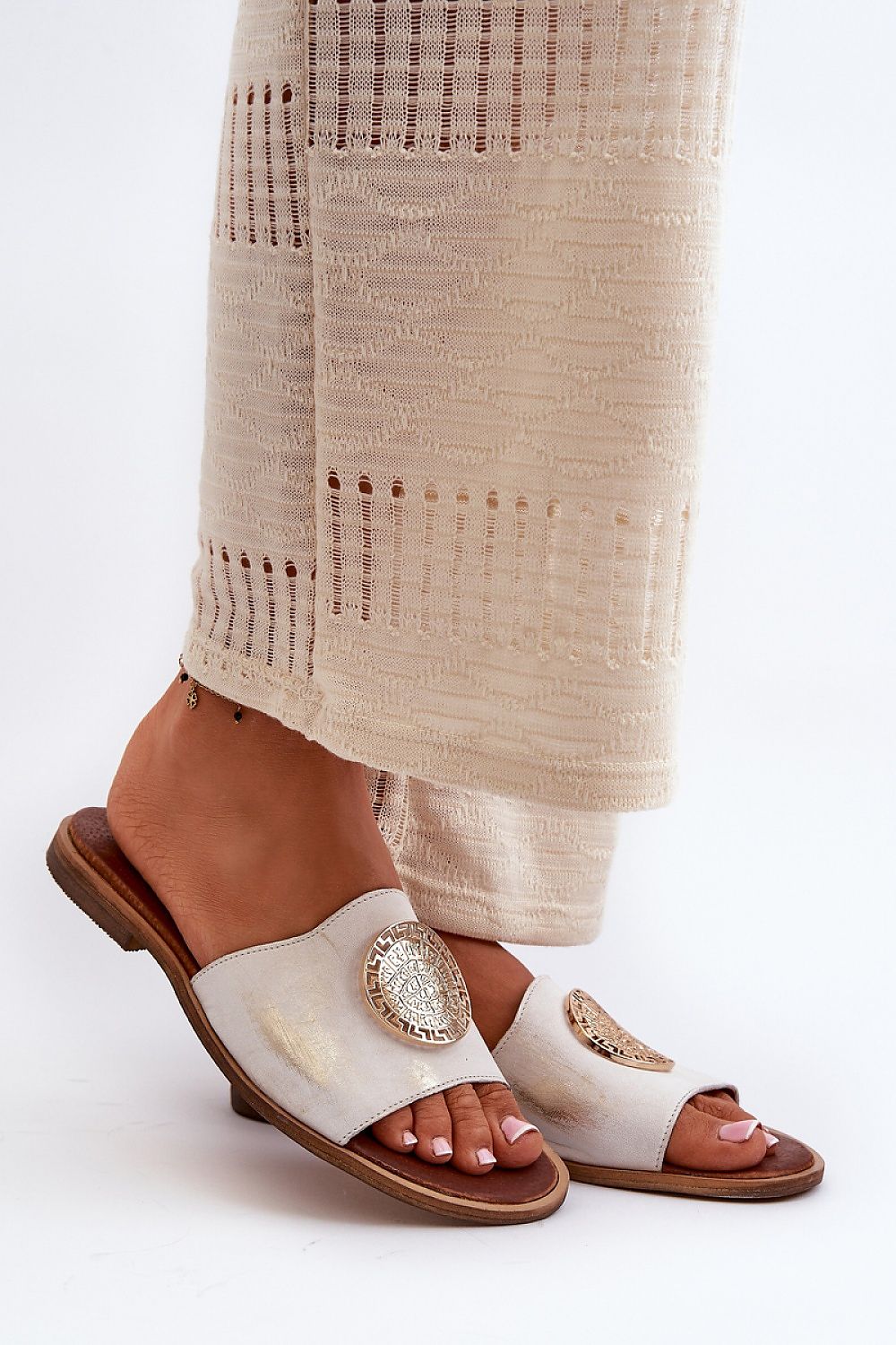  Clacquettes model 198270 Step in style 