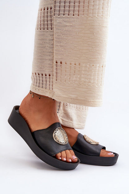  Clacquettes model 198475 Step in style 
