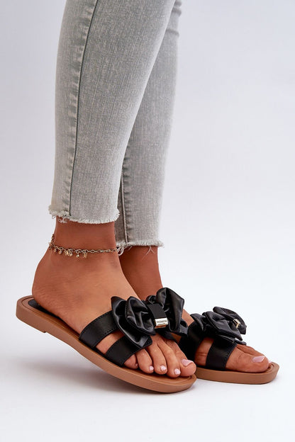  Clacquettes model 198591 Step in style 