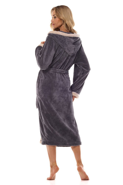  Peignoir model 199367 L&L collection 