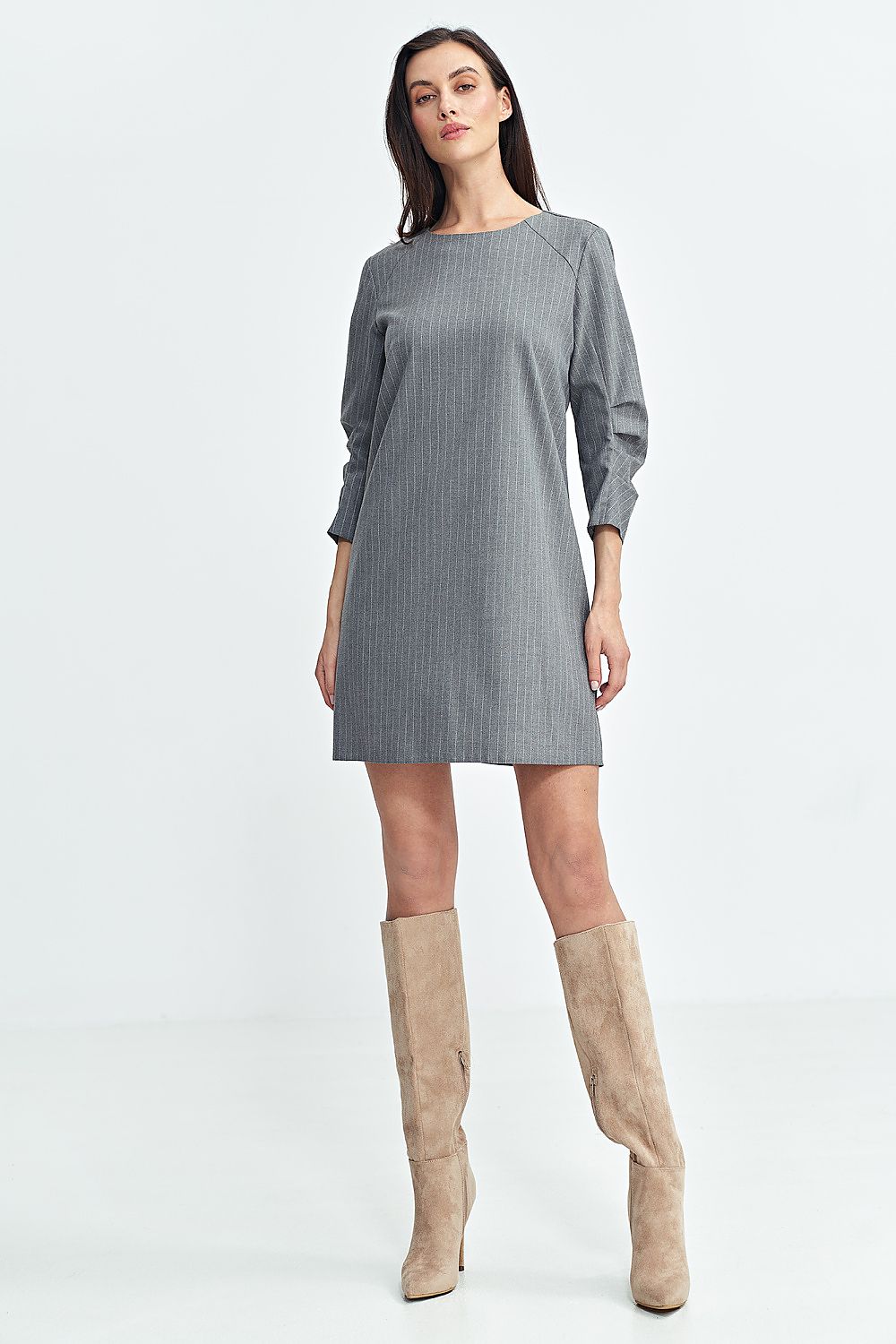 فستان نهاري موديل 202473 نايف