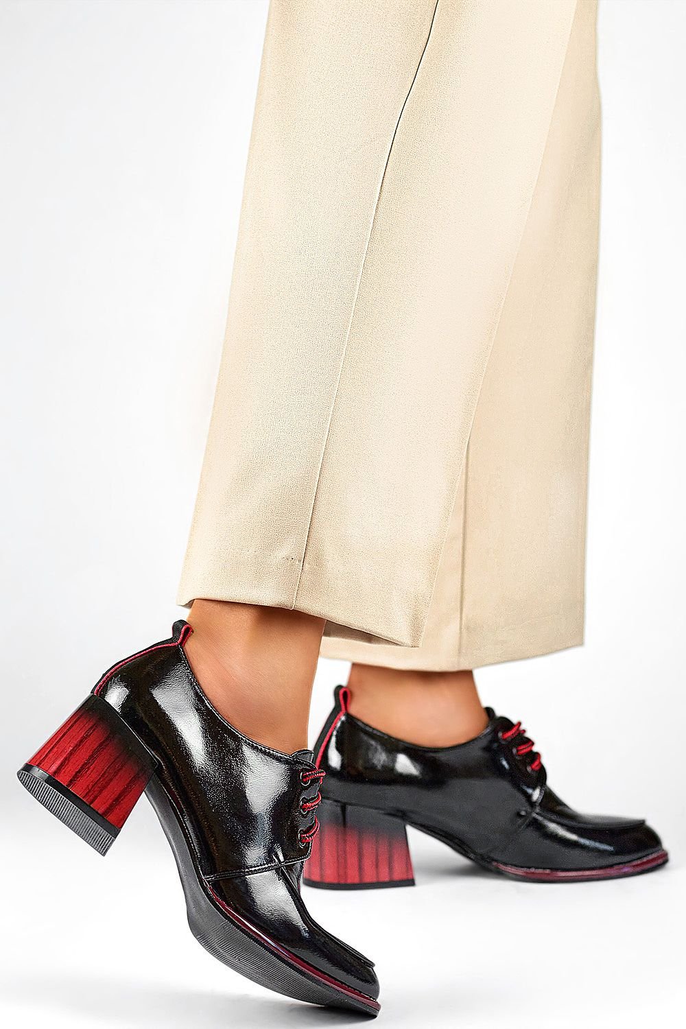  Chussures basses à talons model 200449 PRIMO 