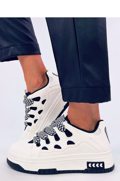  Chaussures de sport model 200621 Inello 