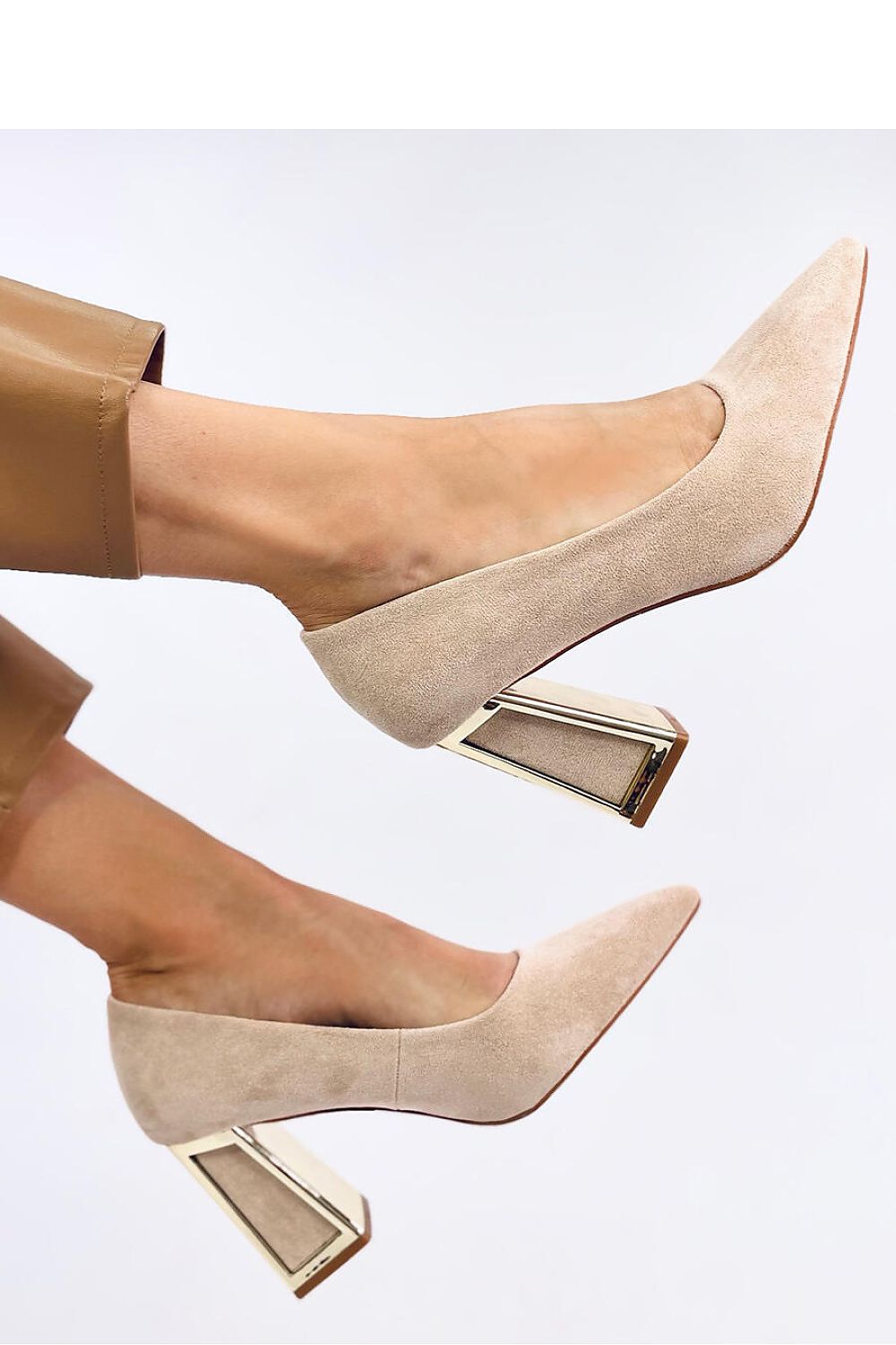  Escarpins talon large model 200659 Inello 