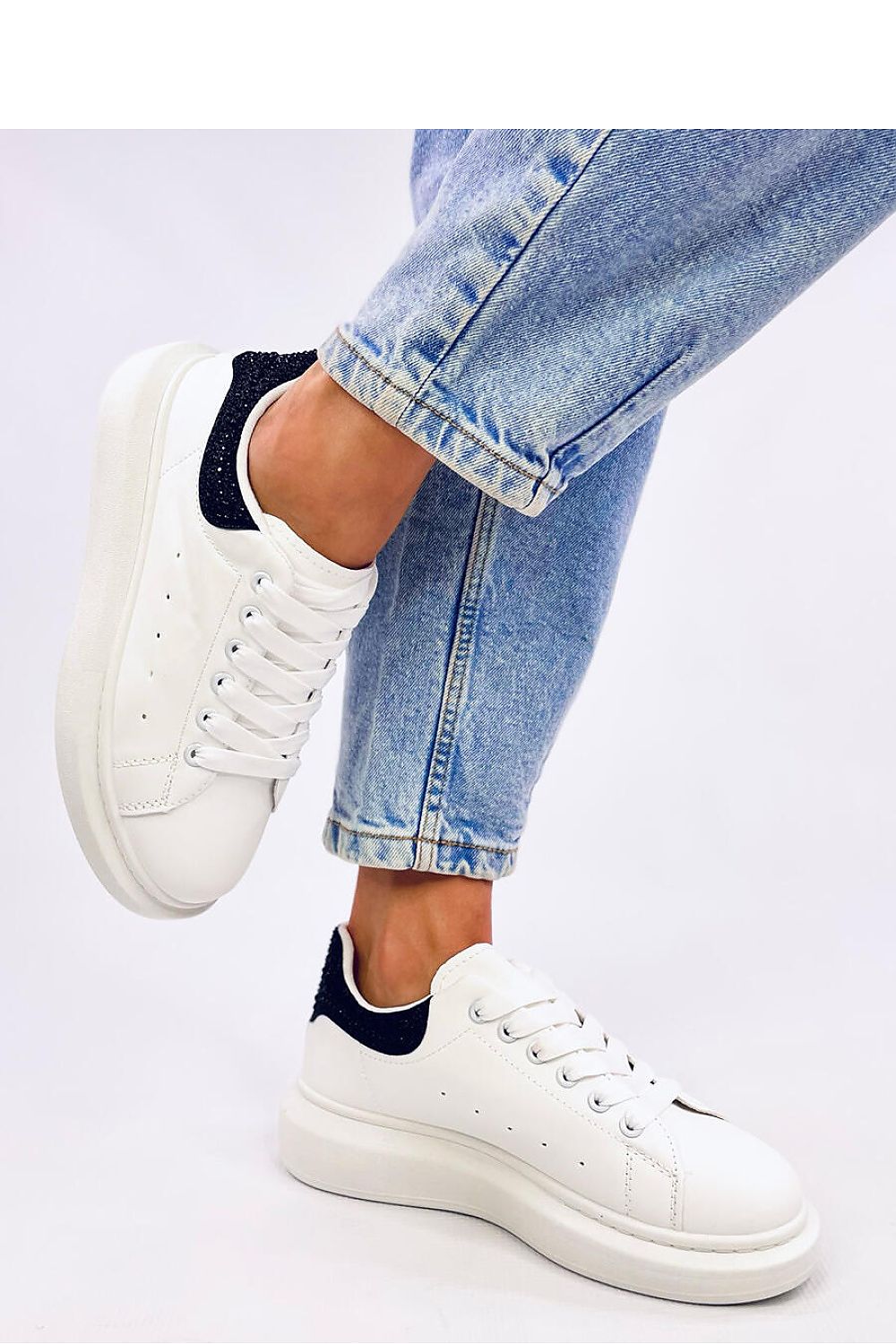  Chaussures de sport model 200699 Inello 