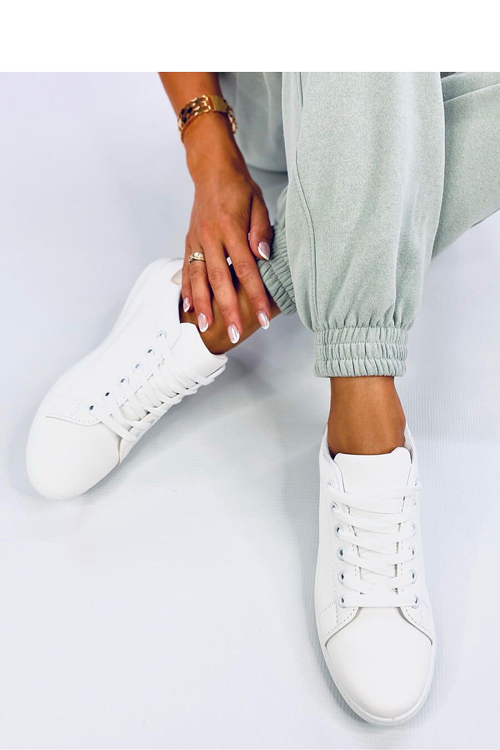  Baskets model 200723 Inello 