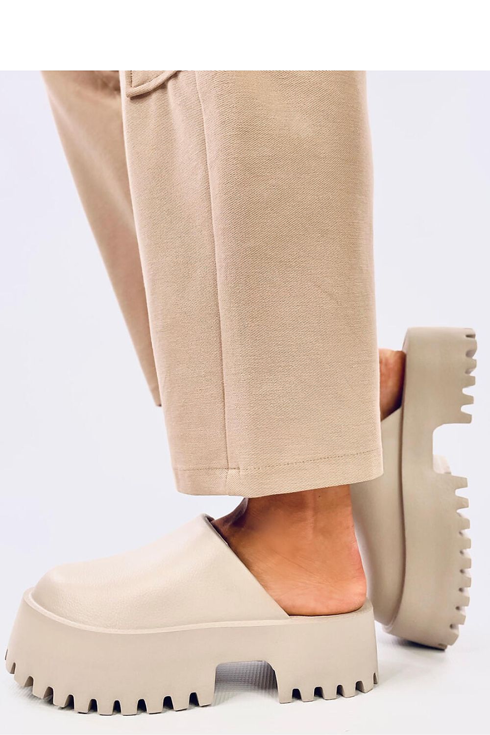  Clacquettes model 200760 Inello 