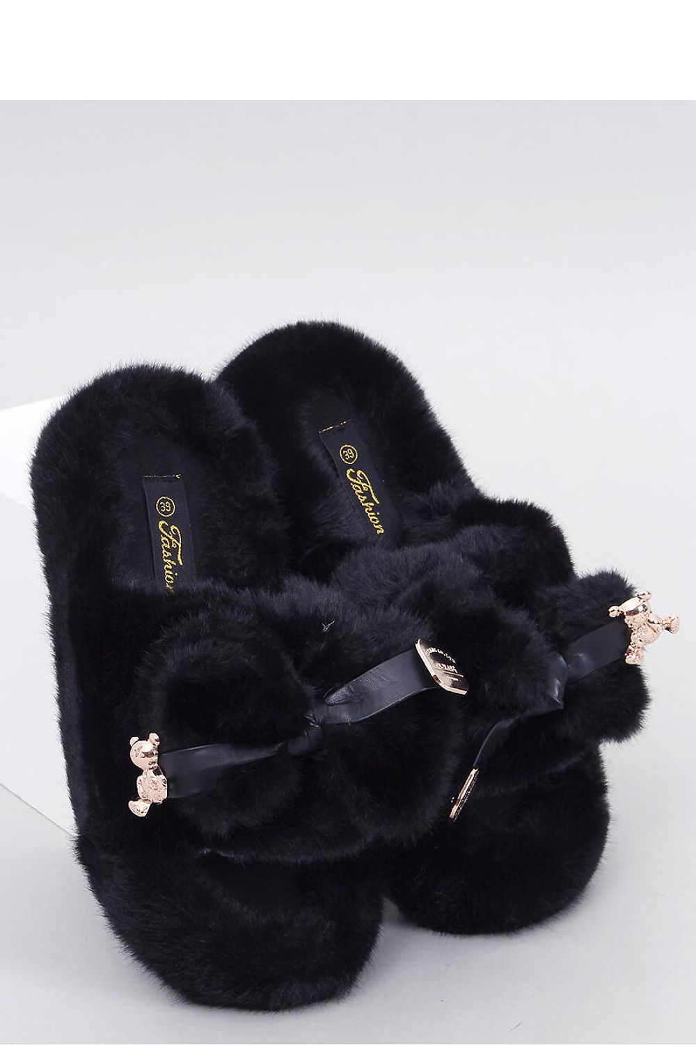  Pantoufles model 201376 Inello 