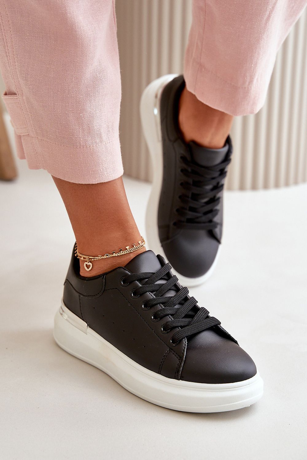  Baskets model 201725 Step in style 