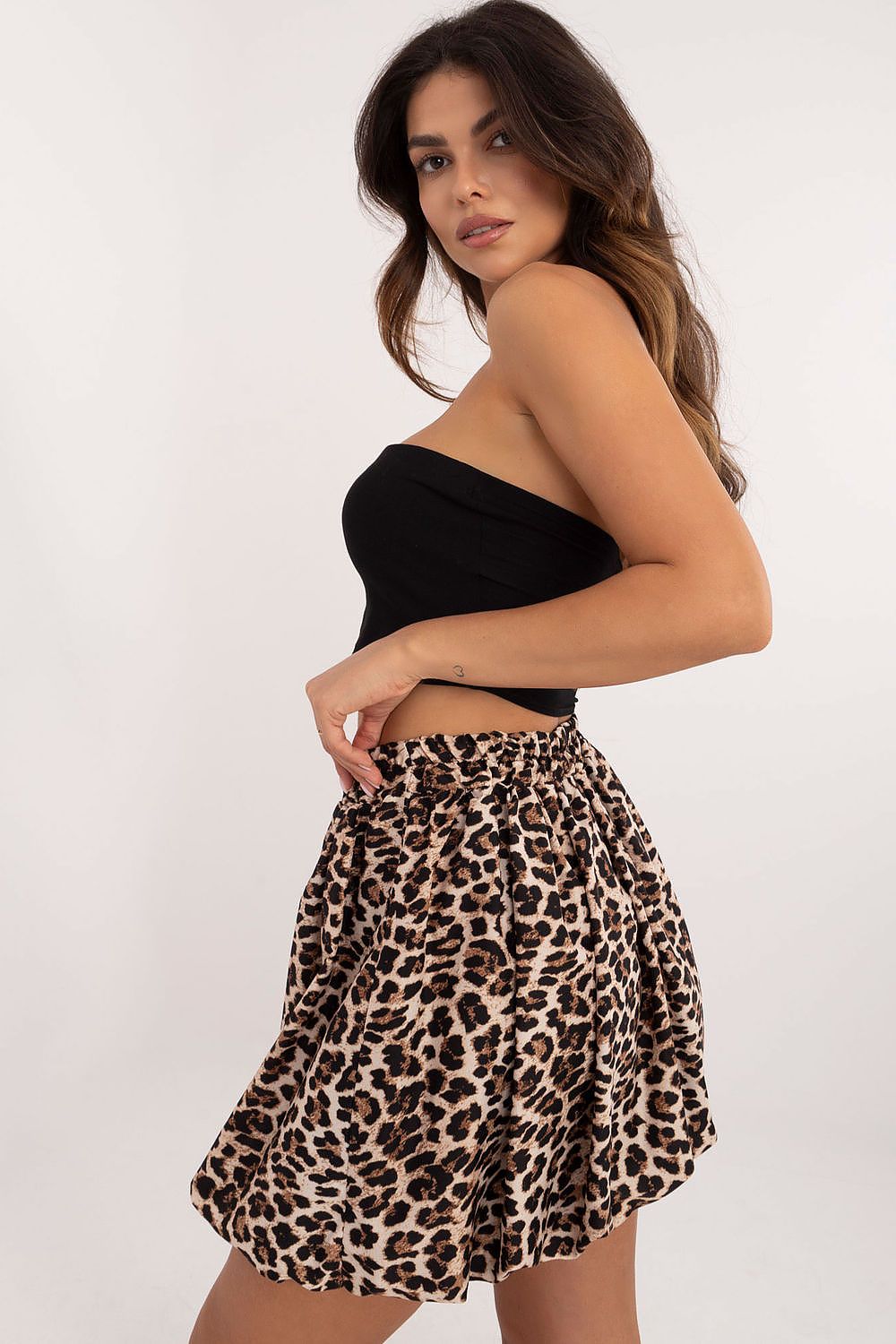  Jupe courte model 201769 Italy Moda 